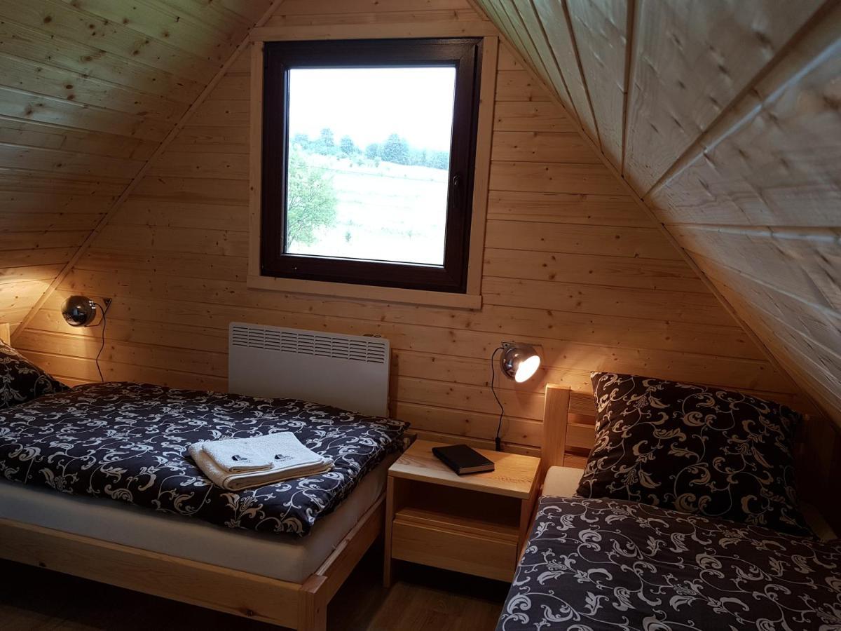Domki Caloroczne Z Kominkiem - Skala I Glaz Szczytna Esterno foto